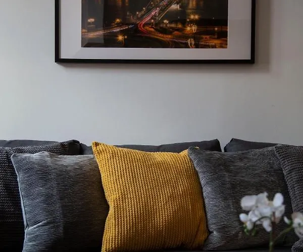 Downtown Cozy In The Gozsdu Garden Apartament